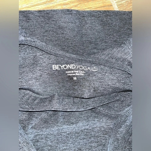 Beyond Yoga Spacedust Cropped tank top - Picture 3 of 3